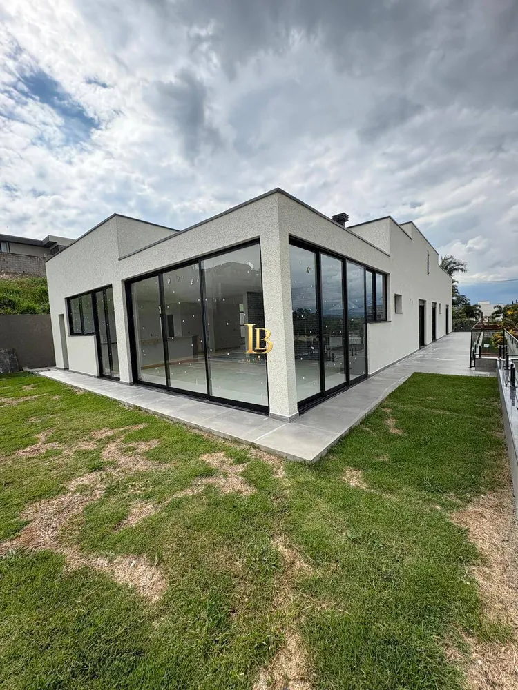 Casa, 3 quartos, 327 m² - Foto 2