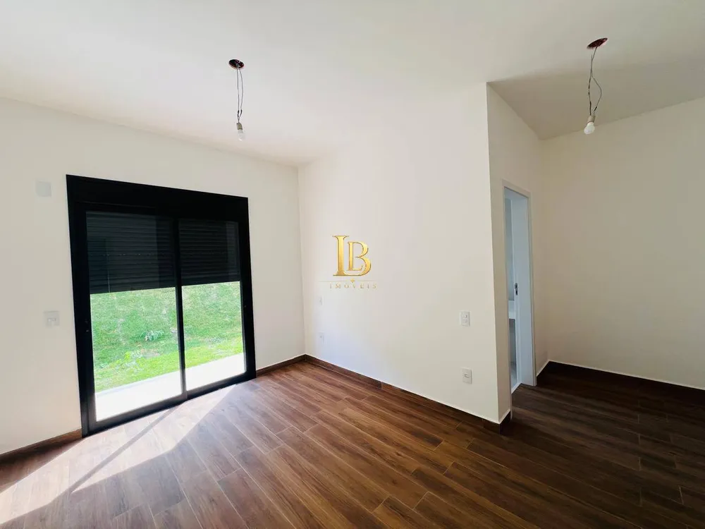 Casa, 3 quartos, 220 m² - Foto 2