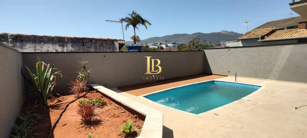 Casa, 3 quartos, 107 m² - Foto 2