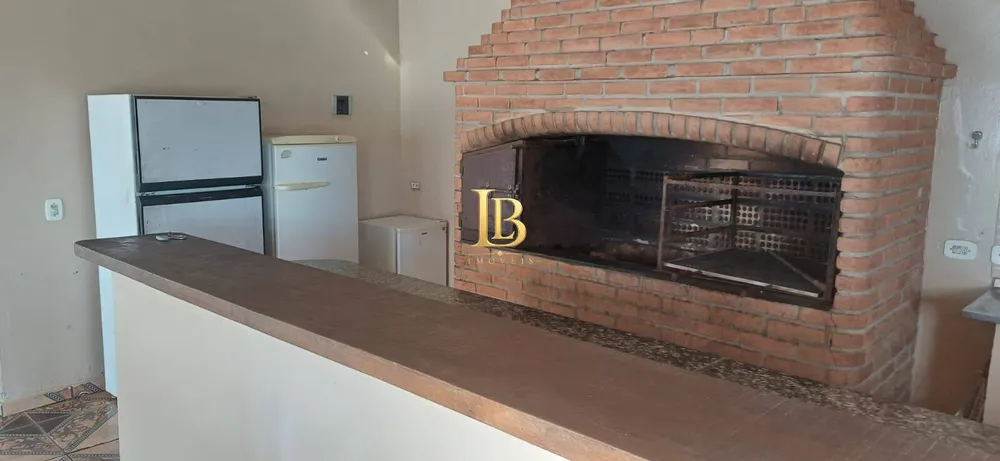 Casa, 3 quartos, 200 m² - Foto 2