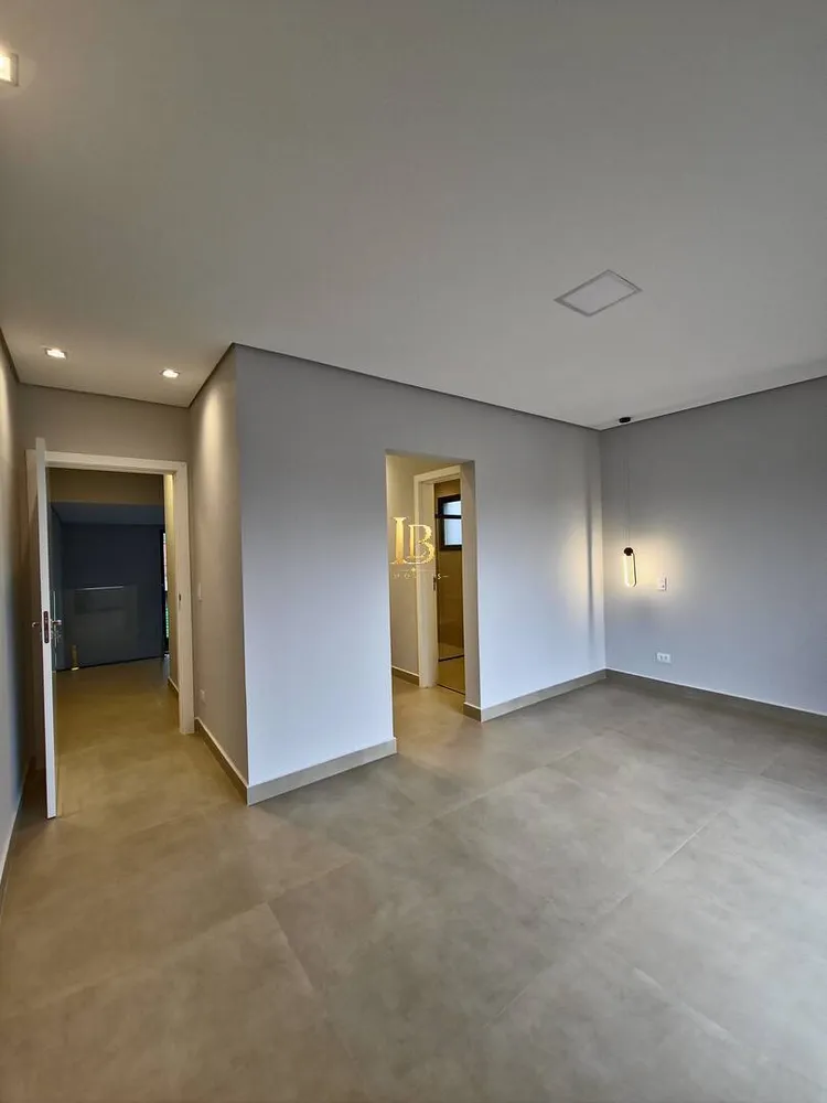 Casa, 3 quartos, 226 m² - Foto 2
