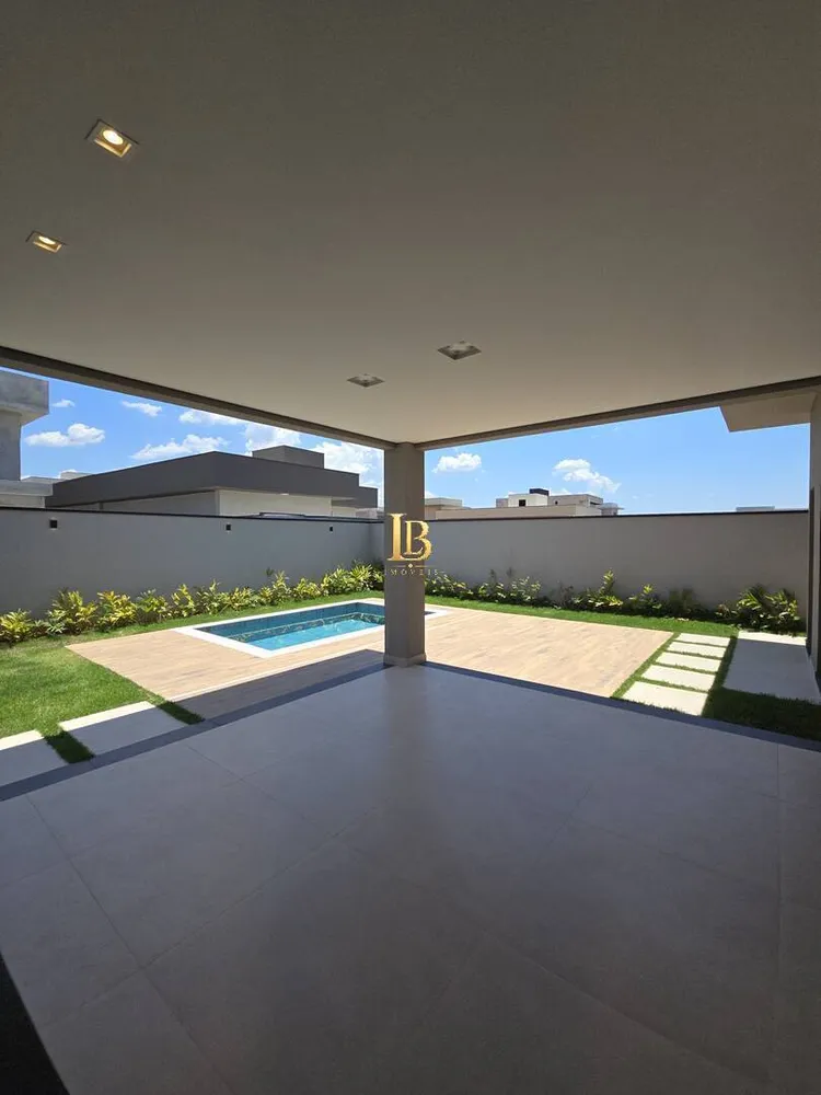 Casa, 3 quartos, 226 m² - Foto 3