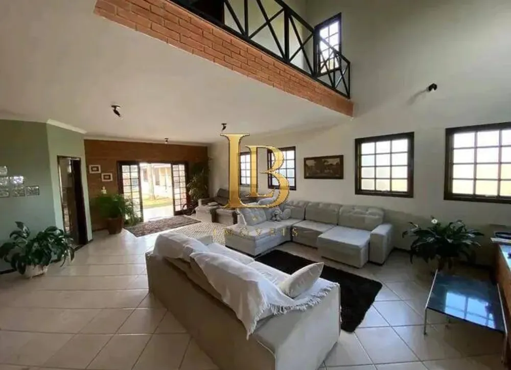 Casa, 4 quartos, 450 m² - Foto 1