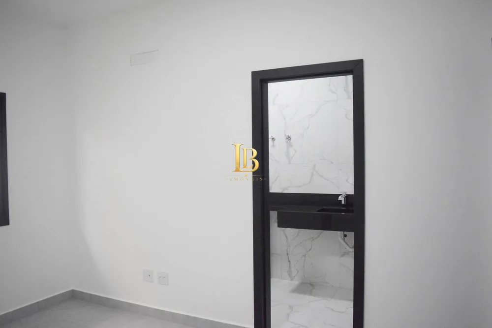 Casa, 4 quartos, 305 m² - Foto 2