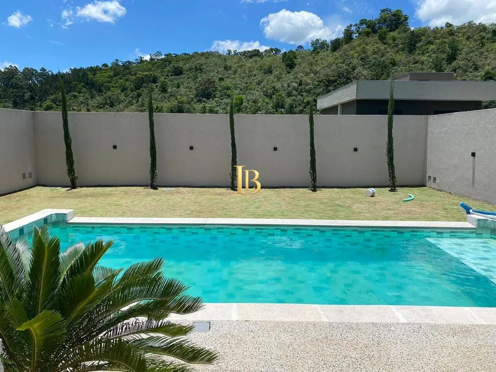 Casa, 3 quartos, 234 m² - Foto 4