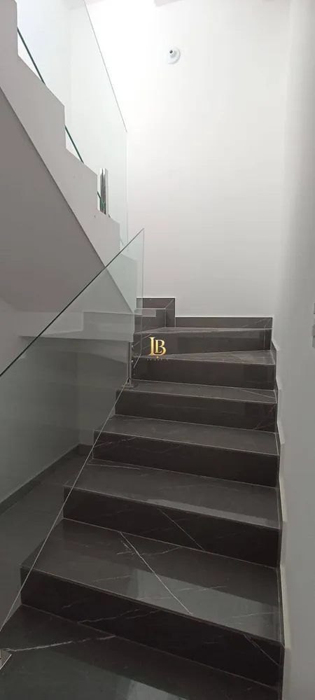 Casa, 3 quartos, 197 m² - Foto 3