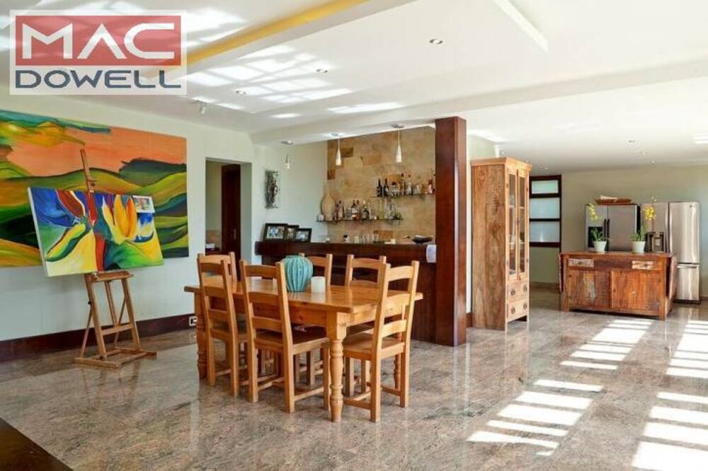 Prédio Inteiro à venda com 7 quartos, 700m² - Foto 1