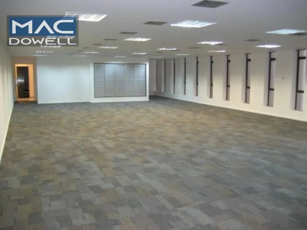 Sala-Conjunto, 2100 m² - Foto 1
