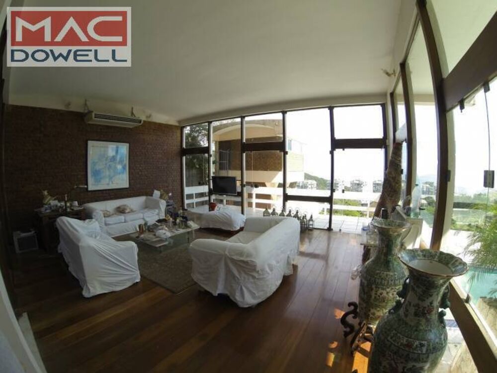 Casa à venda com 4 quartos, 550m² - Foto 1