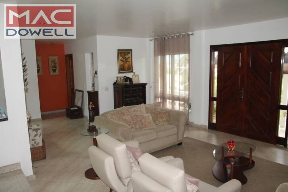 Casa à venda com 4 quartos, 433m² - Foto 2