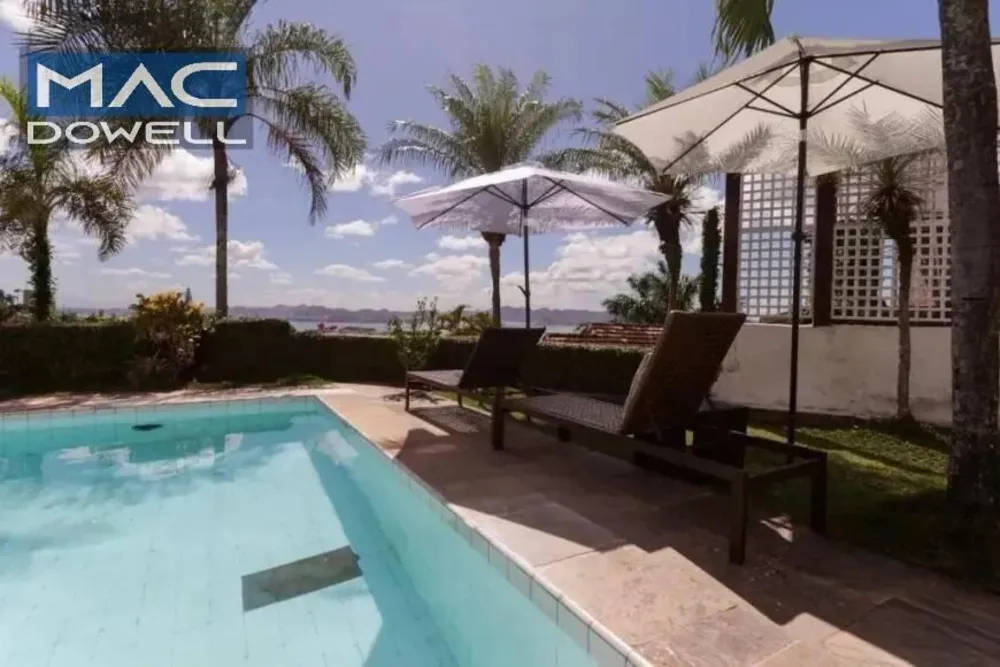 Casa, 8 quartos, 493 m² - Foto 1