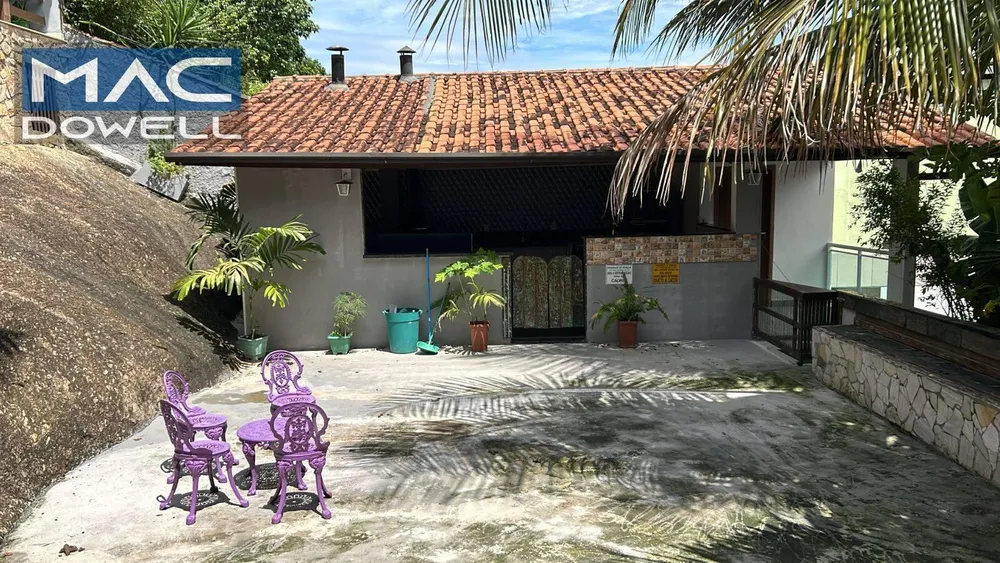 Casa, 3 quartos, 250 m² - Foto 25