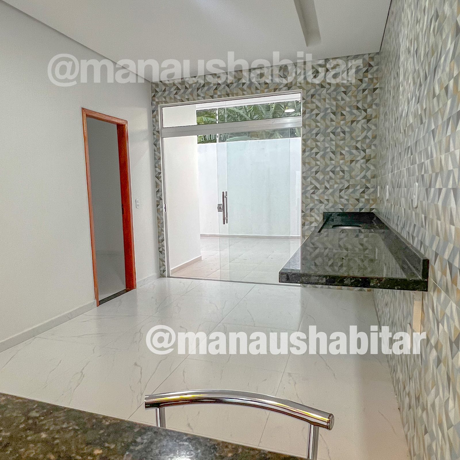 Casa à venda com 3 quartos, 114m² - Foto 13