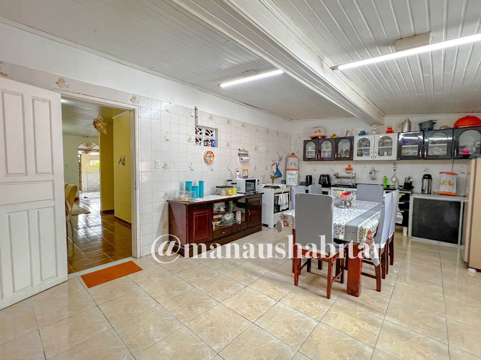 Casa à venda com 3 quartos, 309m² - Foto 10