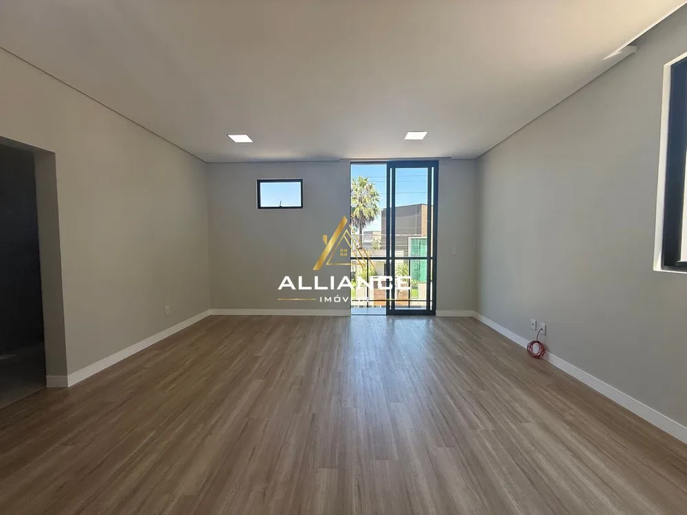 Casa, 4 quartos, 248 m² - Foto 3