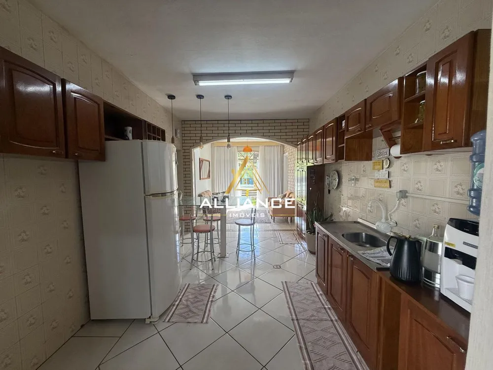 Casa, 4 quartos, 200 m² - Foto 10