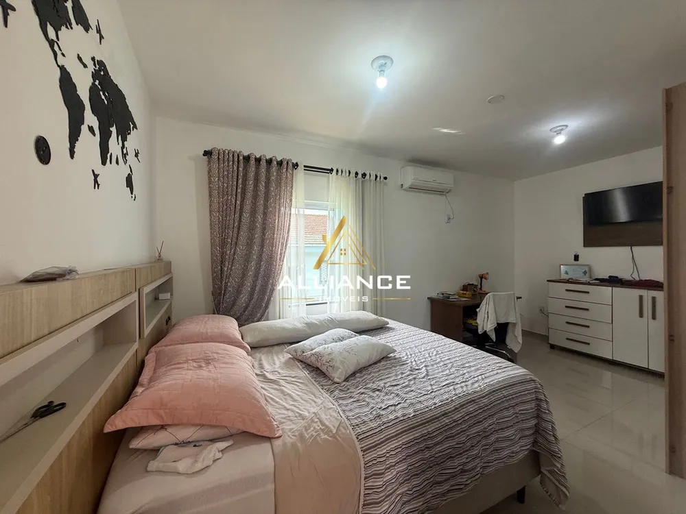Casa, 4 quartos, 200 m² - Foto 8
