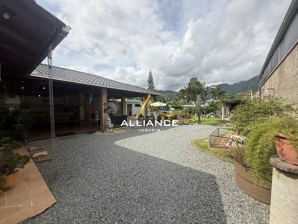 Casa, 4 quartos, 200 m² - Foto 2