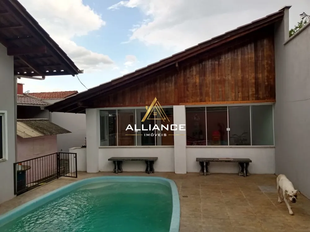 Casa, 3 quartos, 210 m² - Foto 4