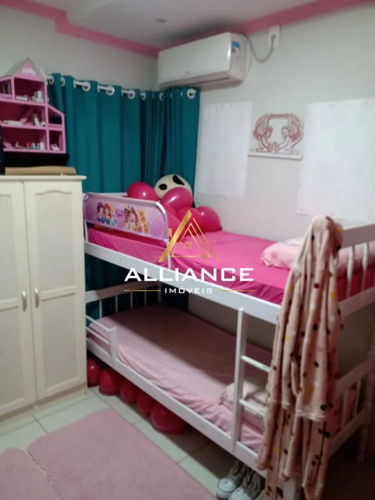 Casa, 3 quartos, 210 m² - Foto 6