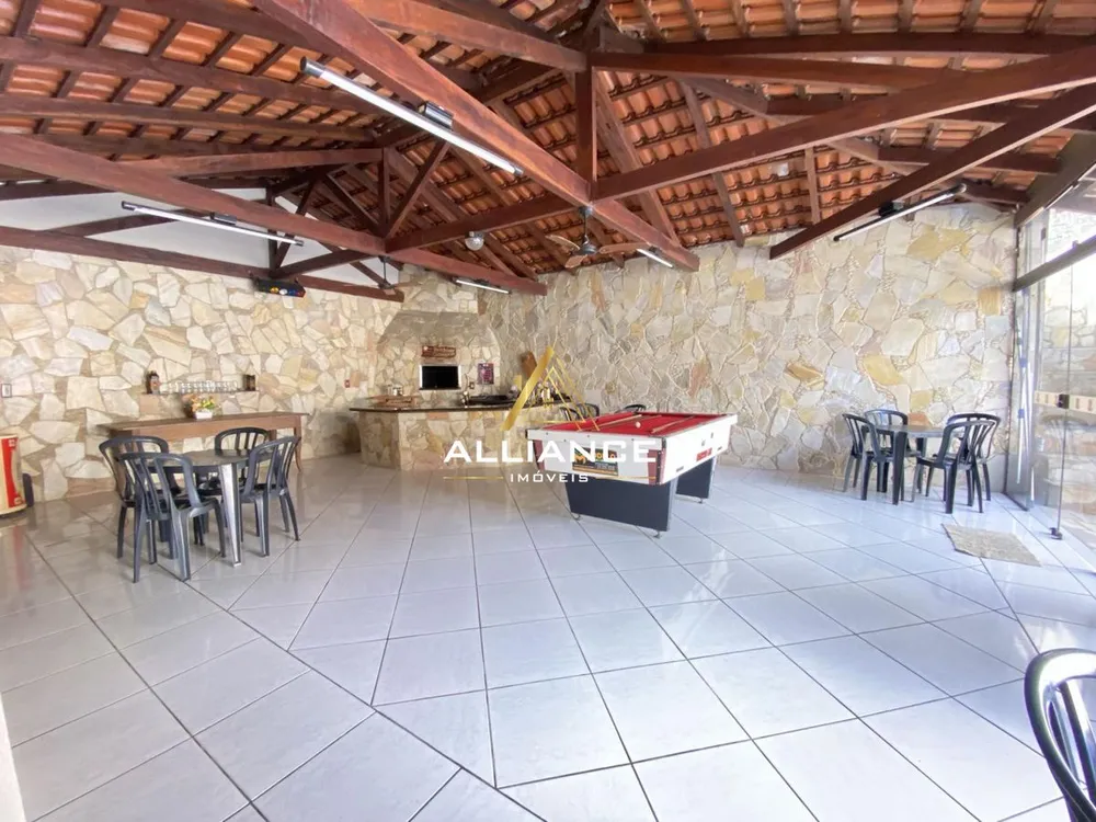 Casa, 3 quartos, 297 m² - Foto 3