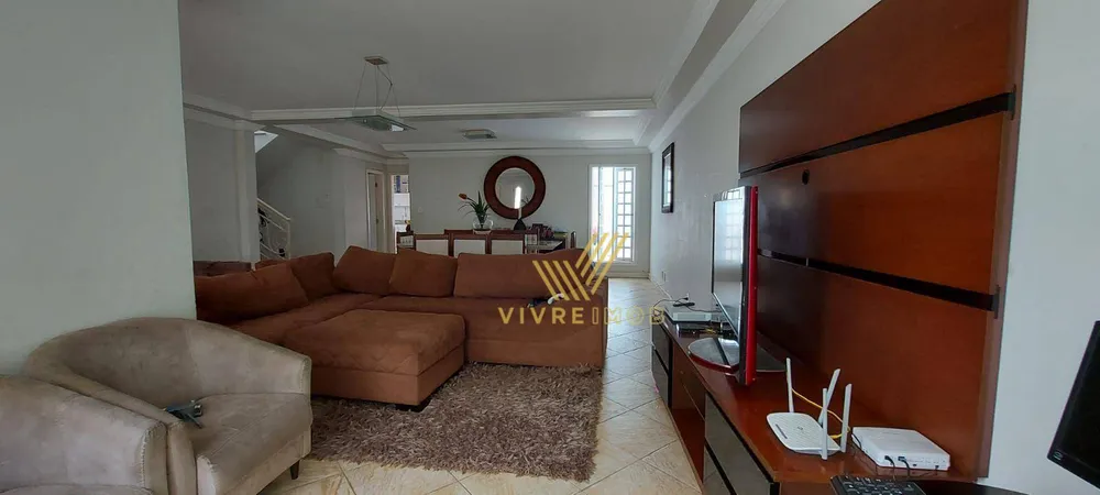 Casa, 5 quartos, 274 m² - Foto 2