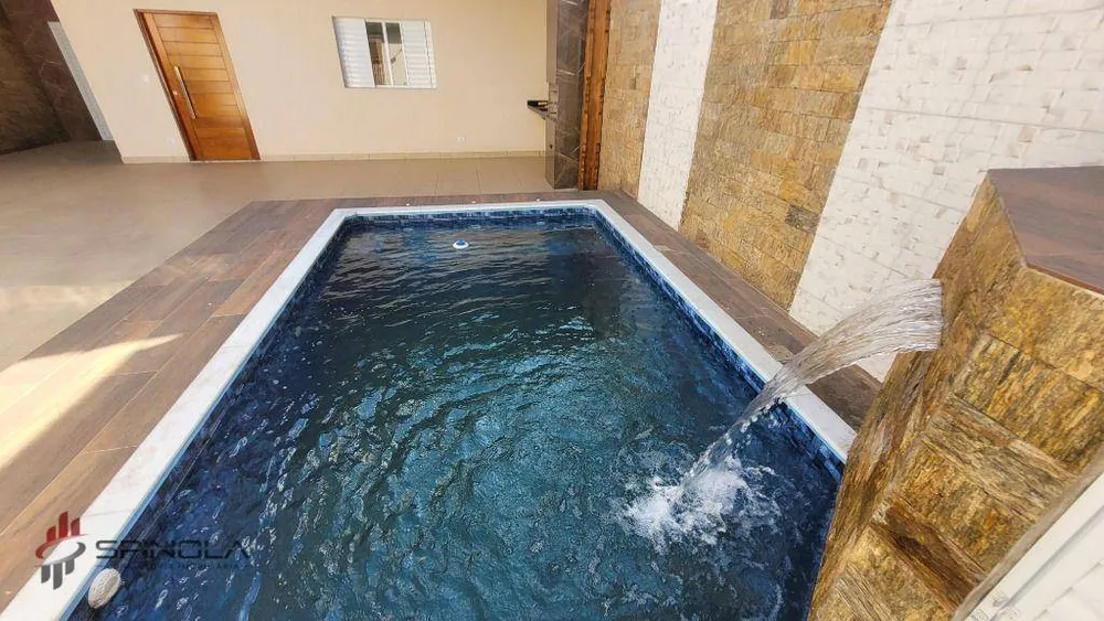 Casa, 5 quartos, 175 m² - Foto 1
