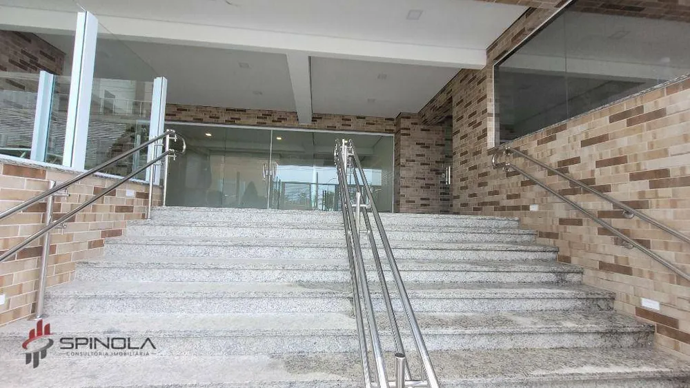 Apartamento, 3 quartos, 140 m² - Foto 2