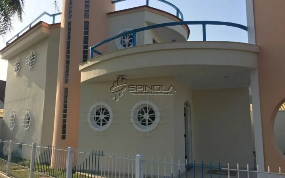 Sobrado, 4 quartos, 240 m² - Foto 1