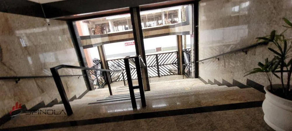 Cobertura, 4 quartos, 221 m² - Foto 2