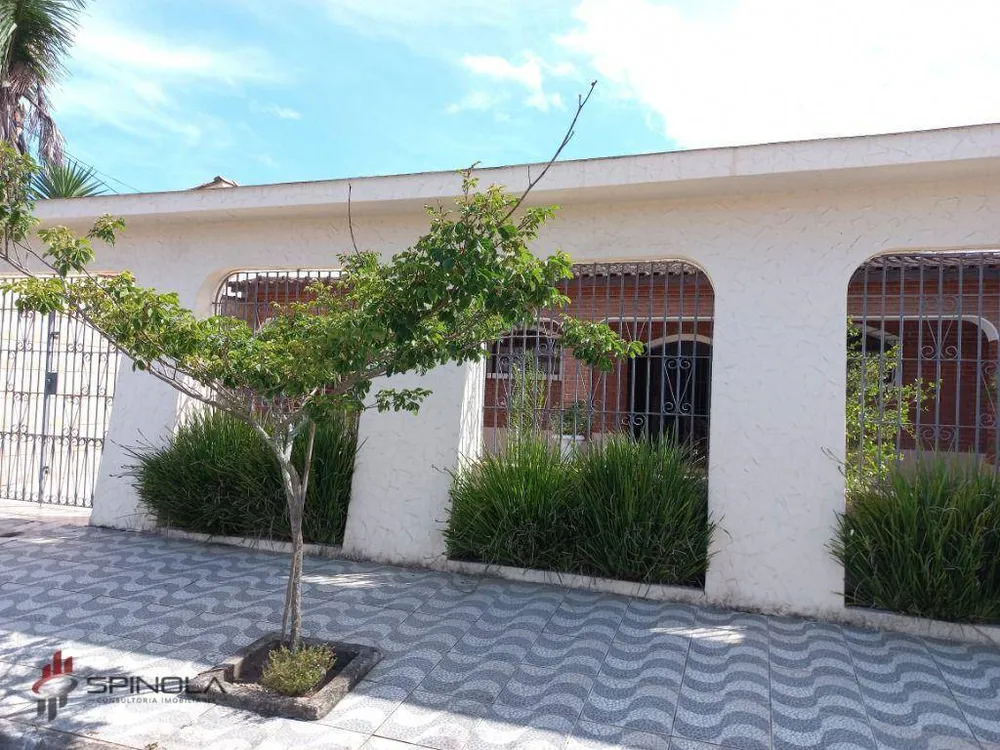 Casa, 3 quartos, 208 m² - Foto 4