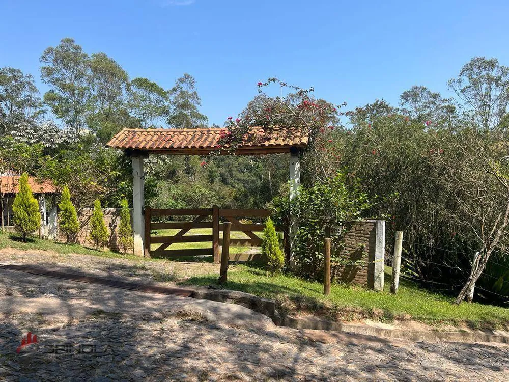 Chácara, 3 quartos, 2500 m² - Foto 2