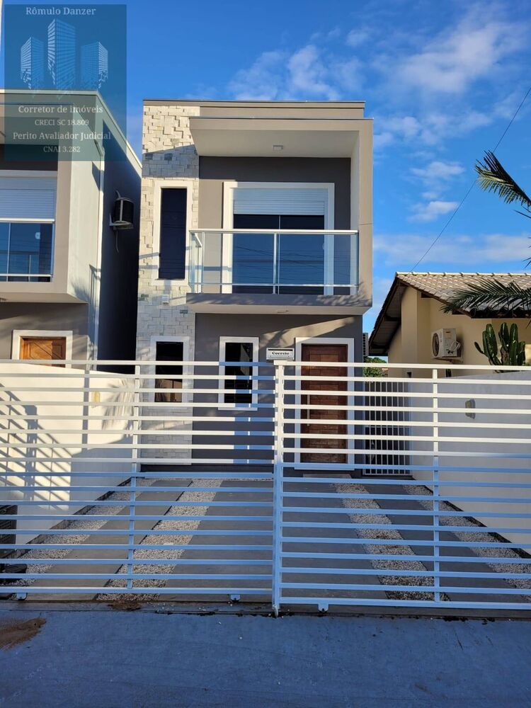 Casa à venda com 2 quartos, 88m² - Foto 1