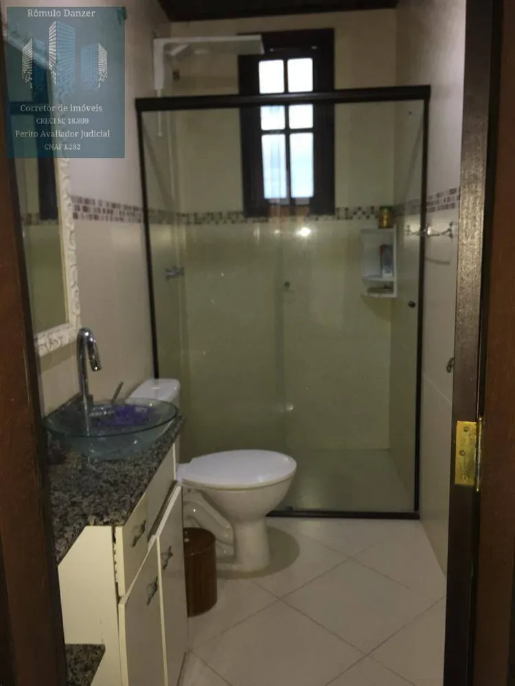 Casa, 3 quartos, 250 m² - Foto 14