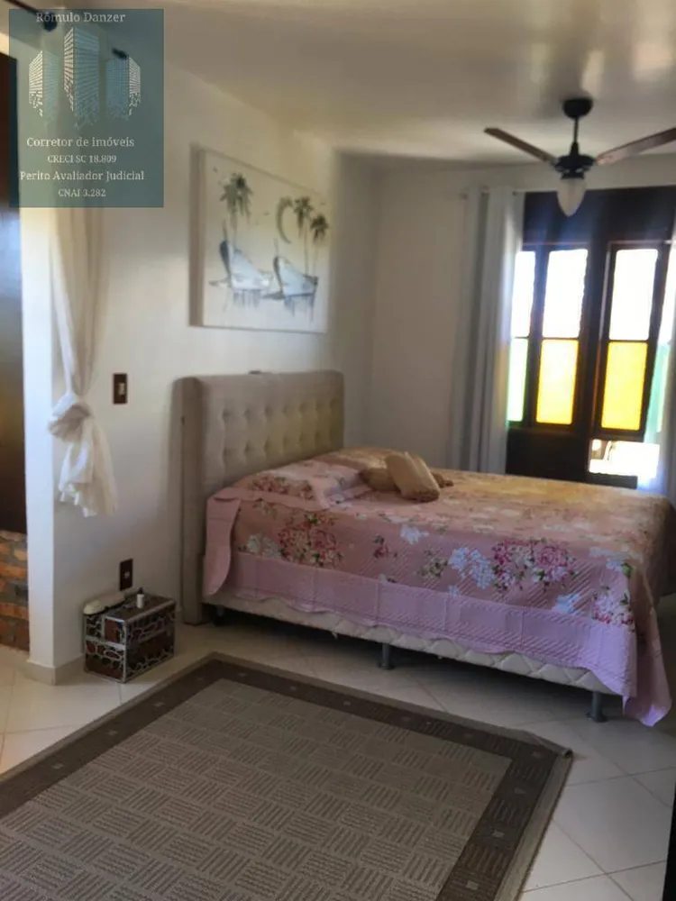 Casa, 3 quartos, 250 m² - Foto 17