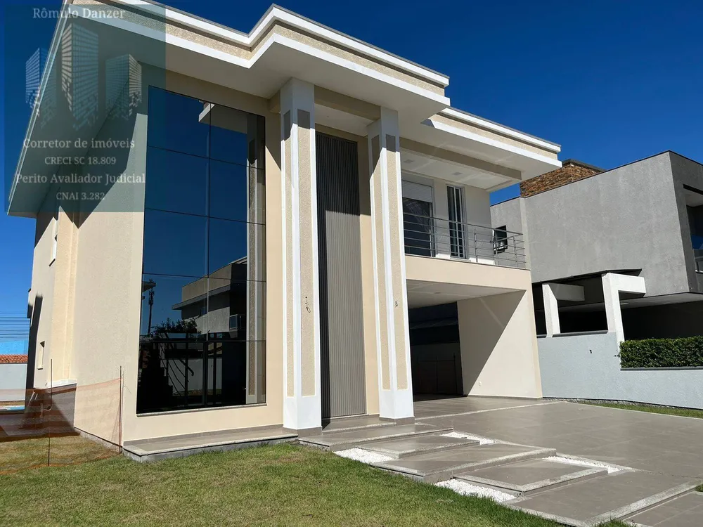 Casa, 3 quartos, 200 m² - Foto 1
