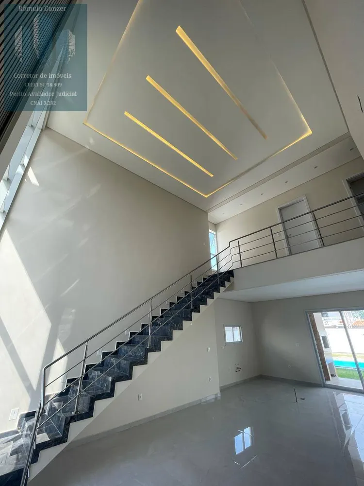 Casa, 3 quartos, 200 m² - Foto 3