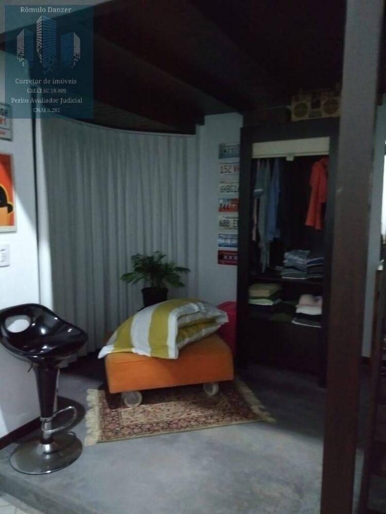 Casa à venda com 4 quartos, 270m² - Foto 26
