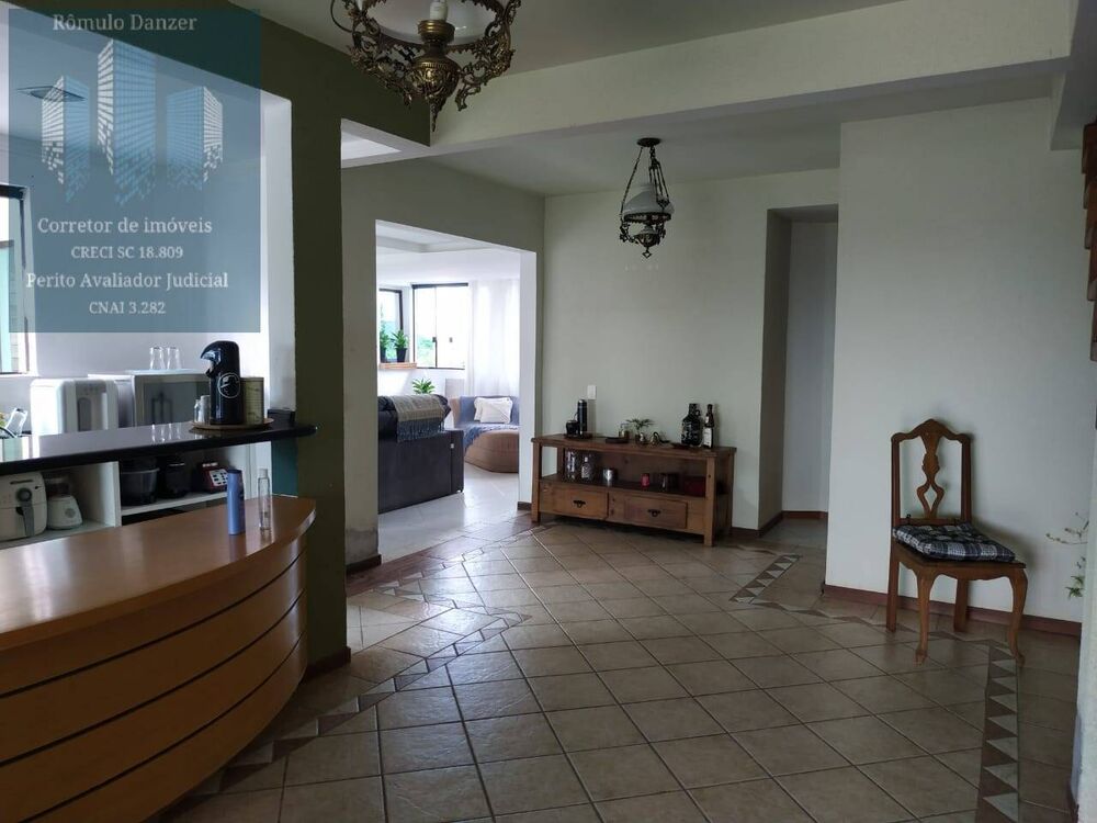 Casa à venda com 4 quartos, 270m² - Foto 13