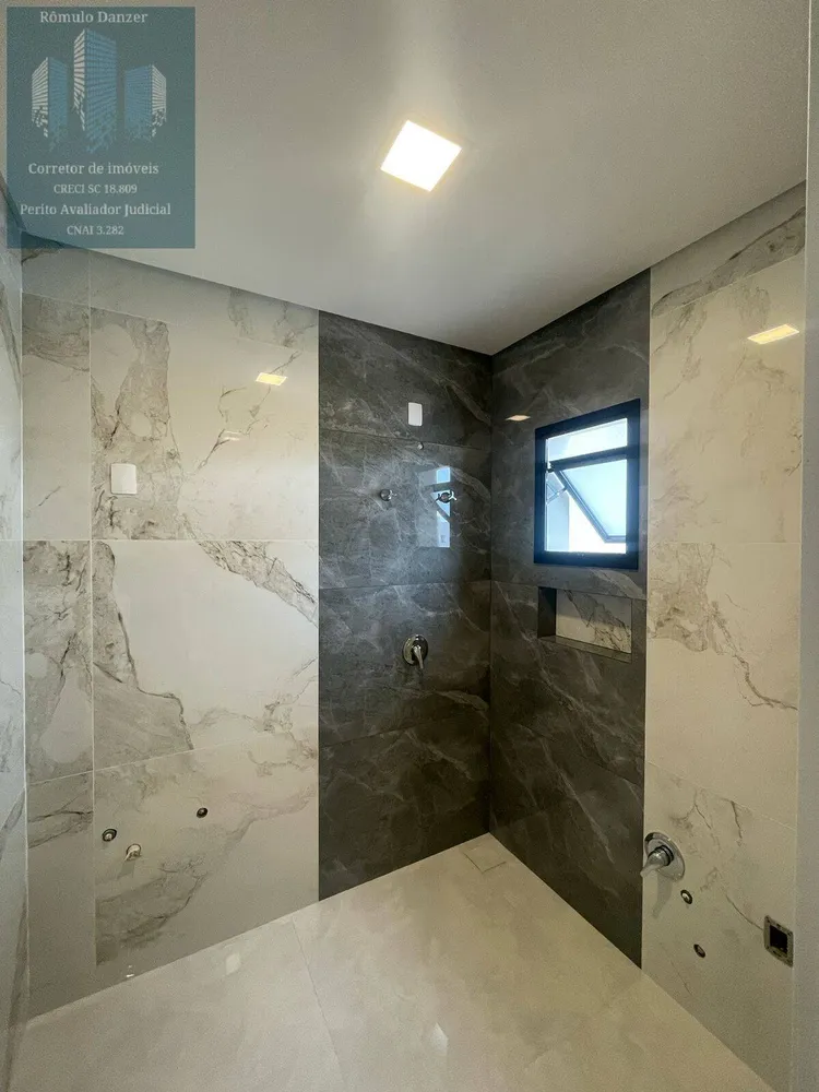 Casa, 3 quartos, 214 m² - Foto 3