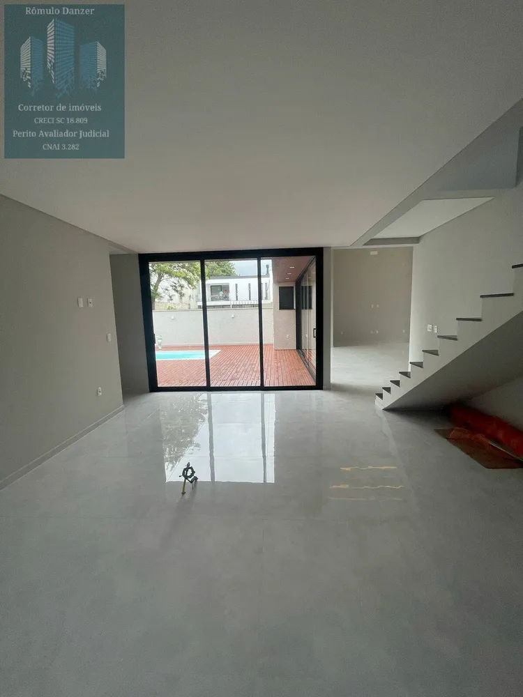 Casa, 3 quartos, 214 m² - Foto 6