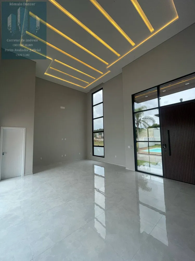 Casa, 3 quartos, 214 m² - Foto 10