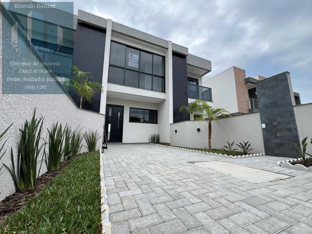 Casa, 3 quartos, 126 m² - Foto 1