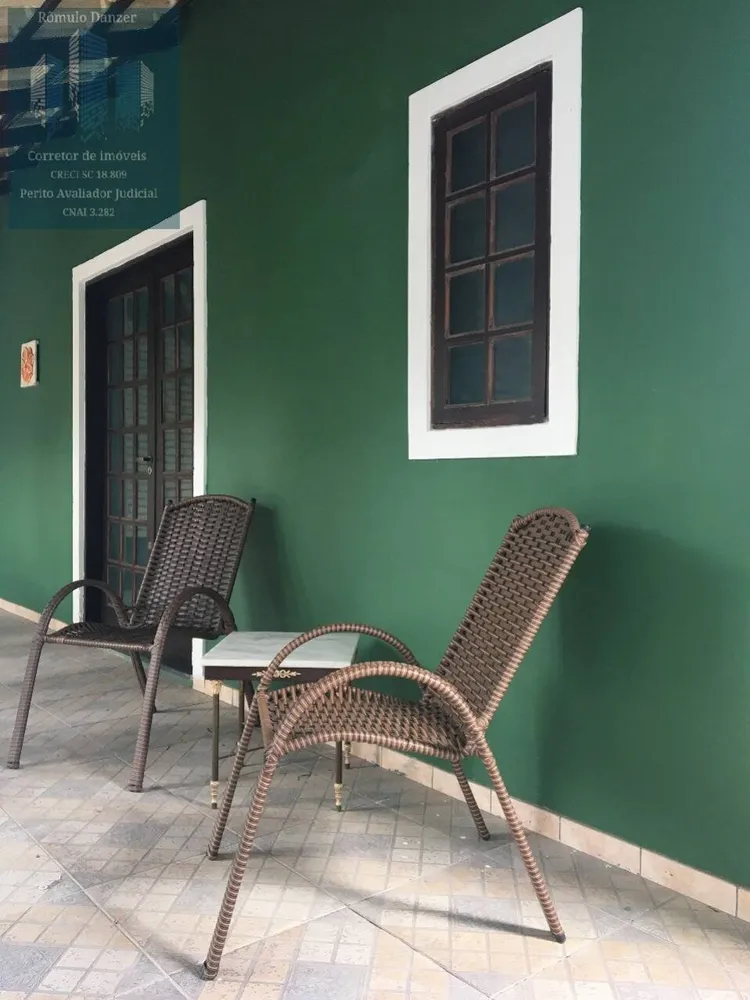 Casa, 6 quartos, 260 m² - Foto 2