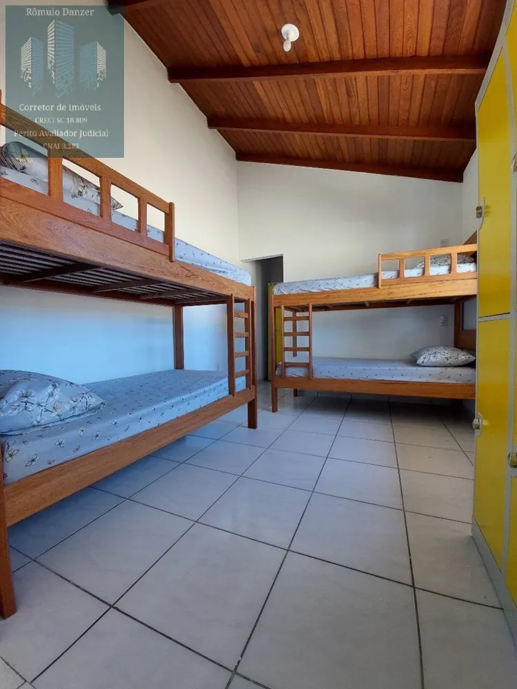 Casa, 6 quartos, 260 m² - Foto 6