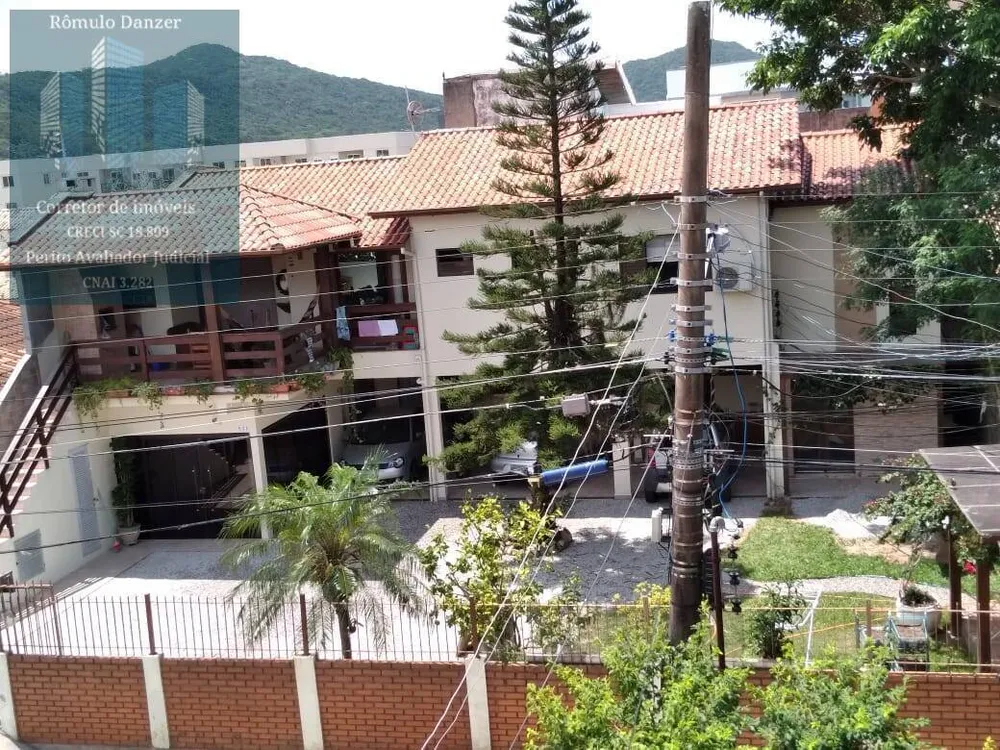 Casa, 9 quartos, 320 m² - Foto 1