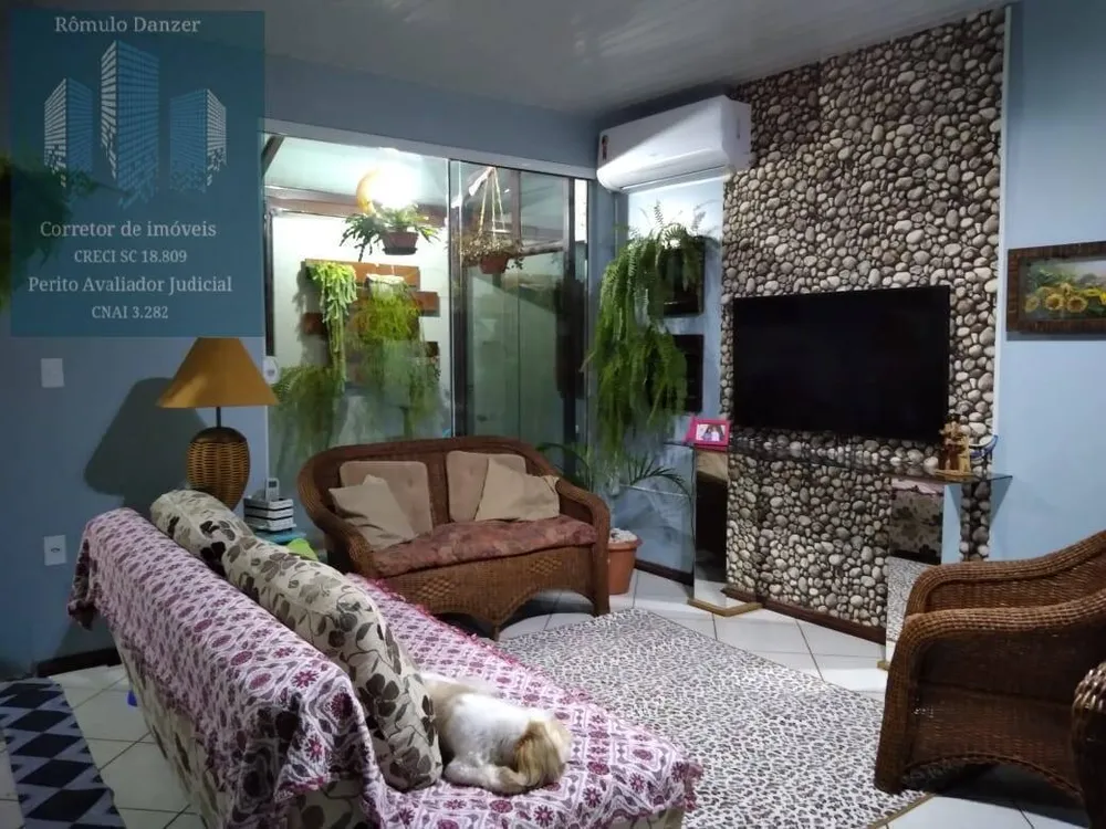 Casa, 9 quartos, 320 m² - Foto 3