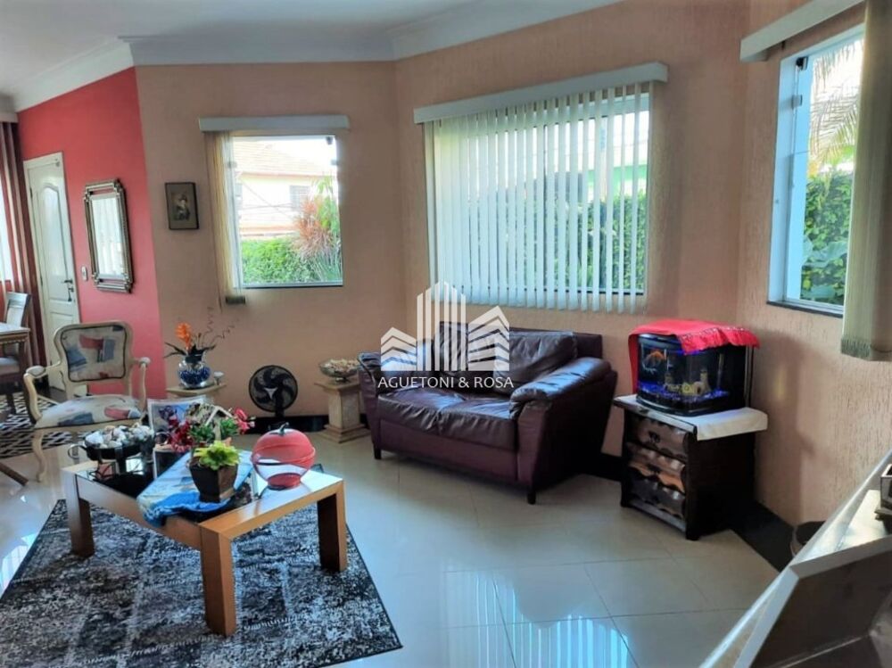 Sobrado, 3 quartos, 225 m² - Foto 2