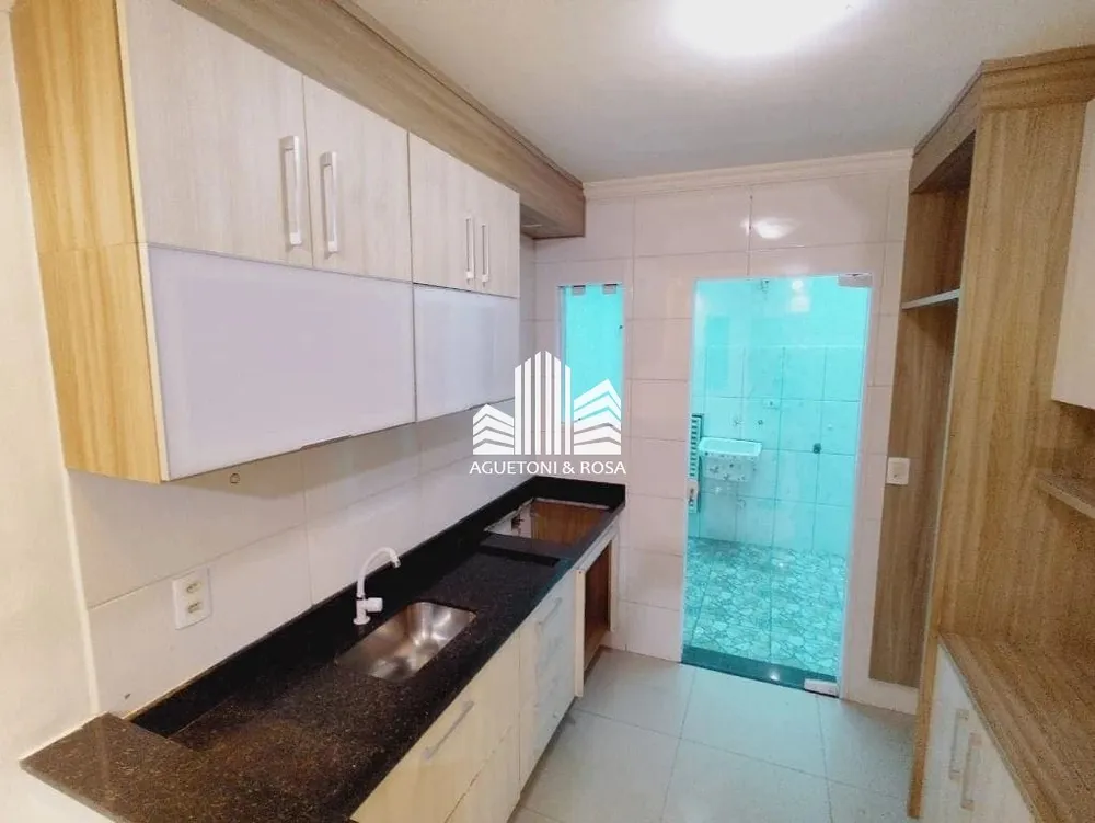 Sobrado, 3 quartos, 97 m² - Foto 2