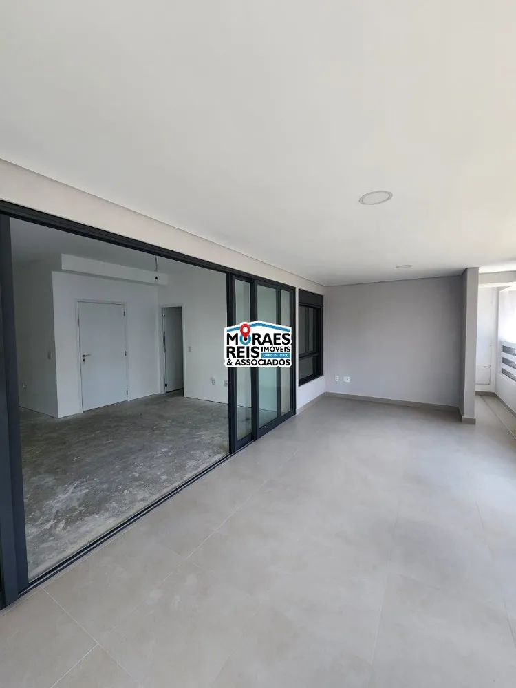 Apartamento, 3 quartos, 162 m² - Foto 2